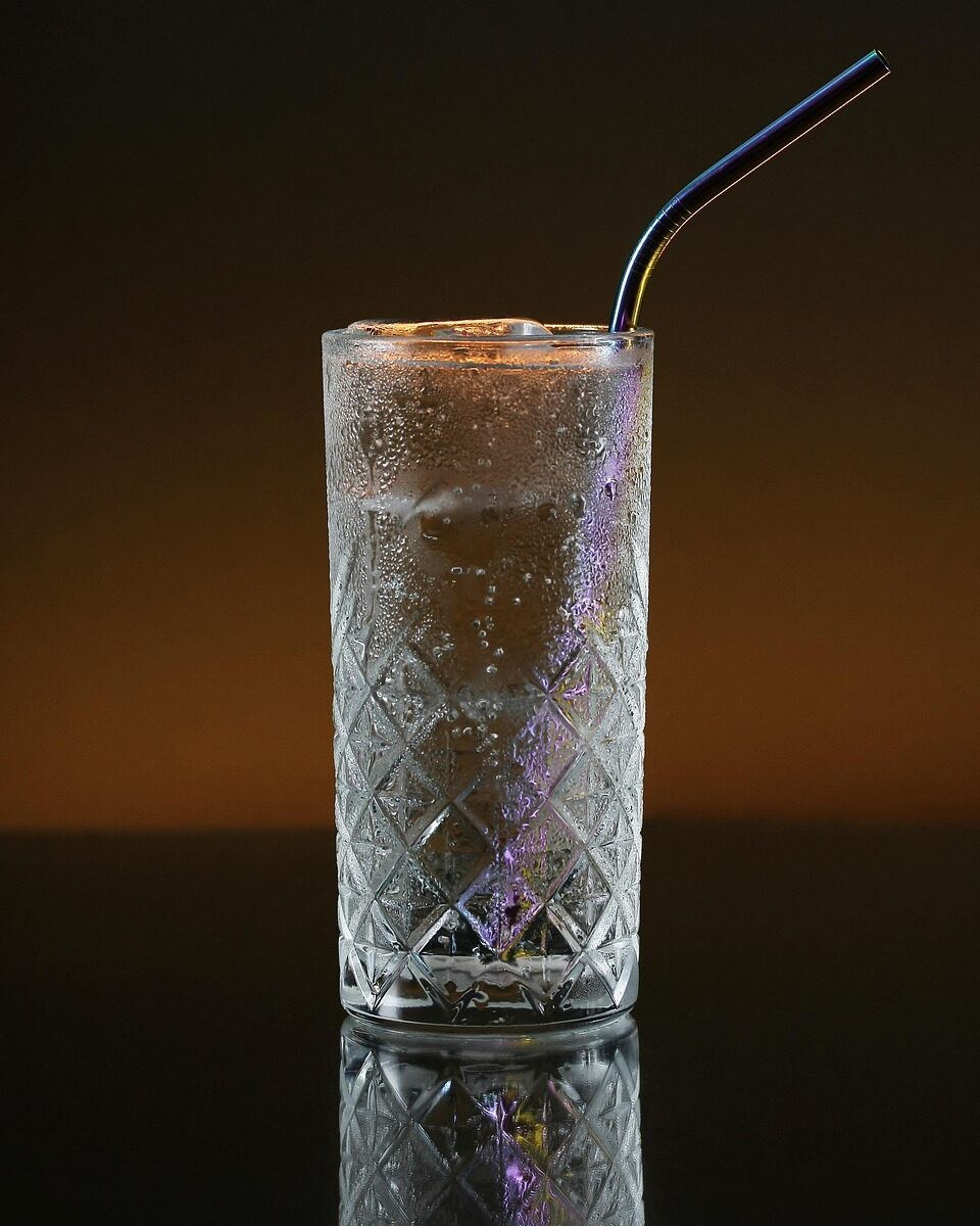 glass, metal straw, drink, cold, refreshing, fizzy, ice, thirsty, soda, refreshment, carbonated, pop, ombre, soda, soda, soda, soda, soda